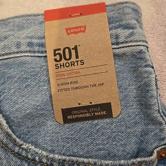 Levi 501 shorts - Picture 2 of 6